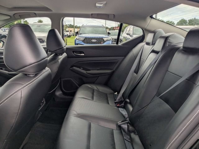 Used 2024 Nissan Altima 2.5 SL FWD image 12