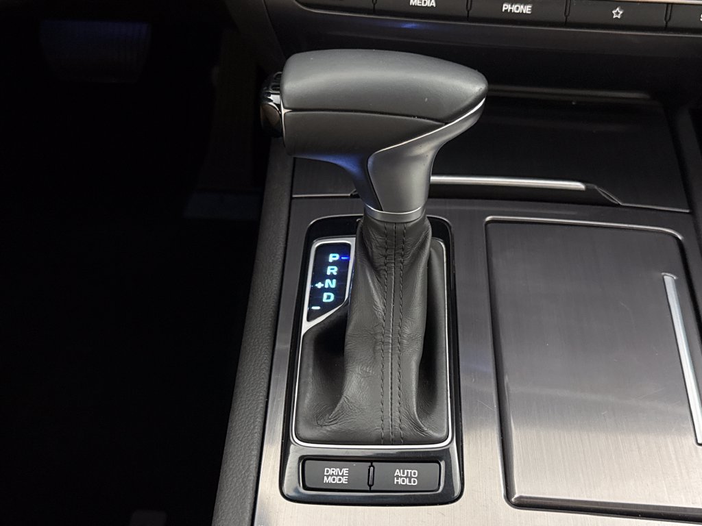 Used 2020 Genesis G80 3.8 RWD image 22