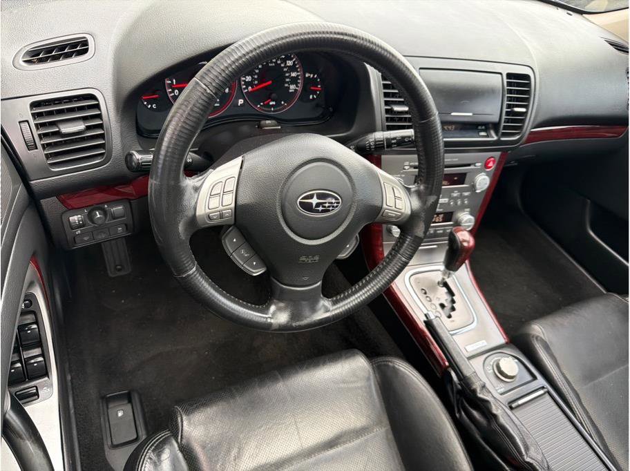 Used 2008 Subaru Outback 2.5XT Limited AWD/4WD image 2