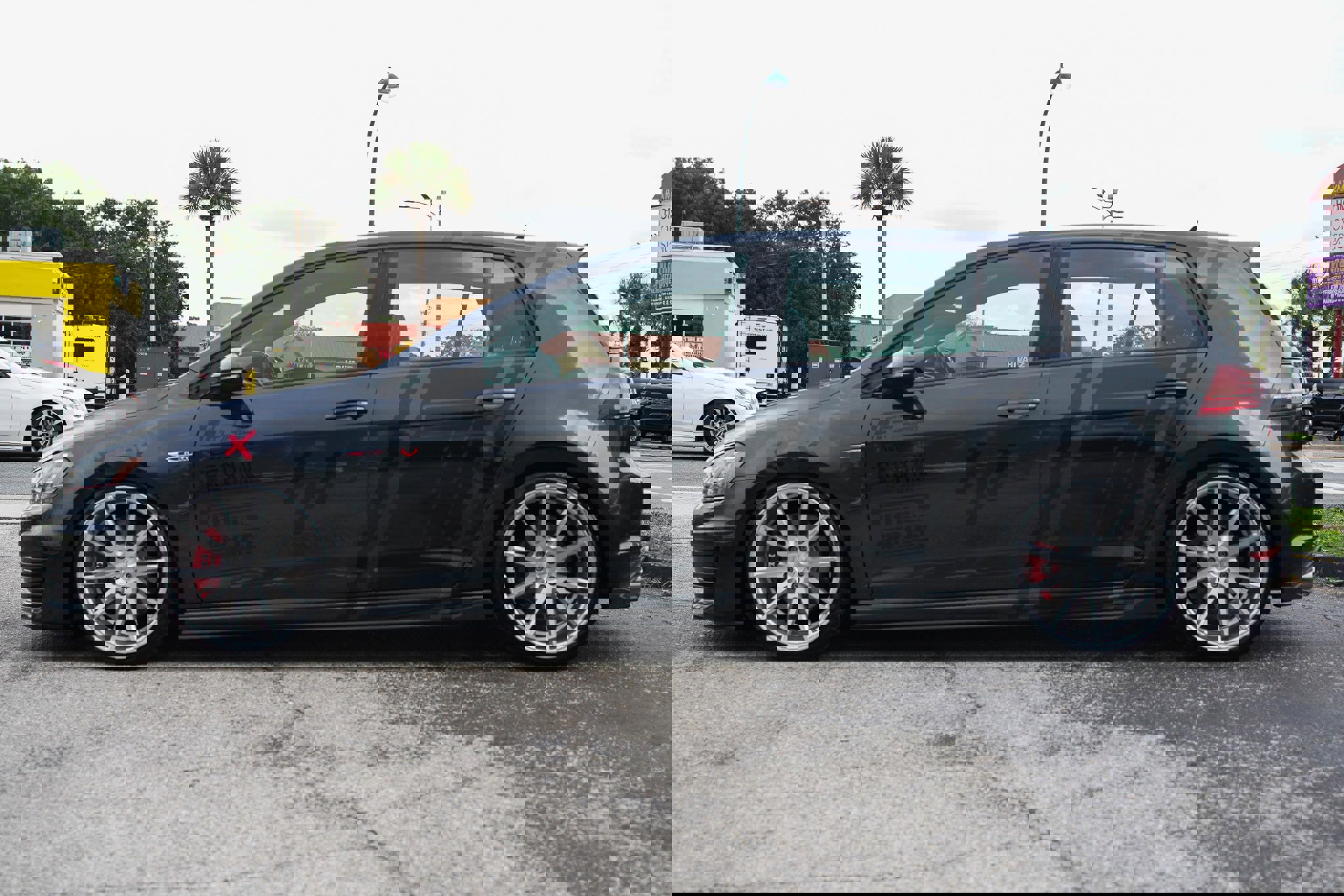 Used 2017 Volkswagen GTI Autobahn image 8