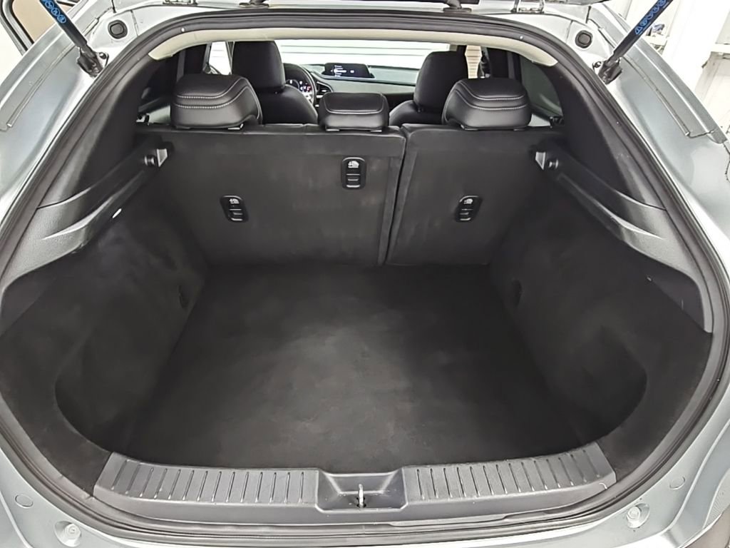 Used 2021 MAZDA CX-30 FWD 2.5 S w/ Preferred Package image 32