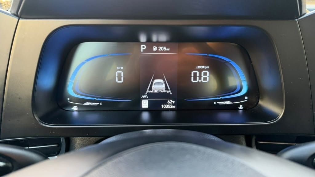 Certified 2025 Hyundai Elantra Sport FWD image 24