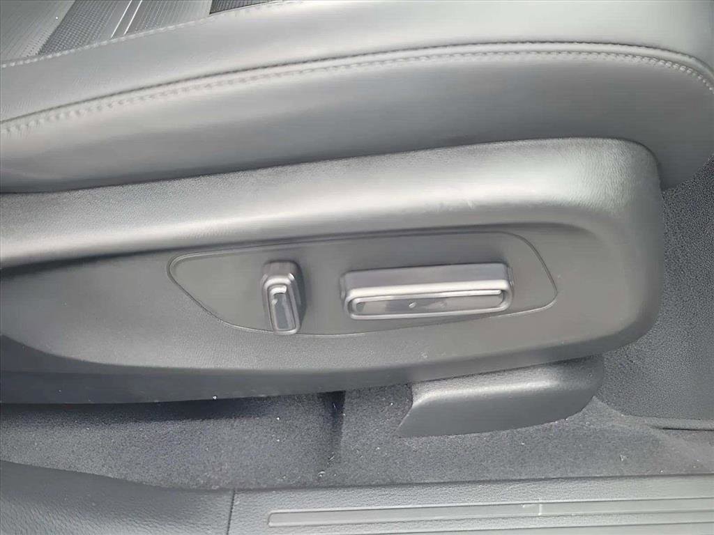 Used 2024 Honda CR-V EX-L image 31