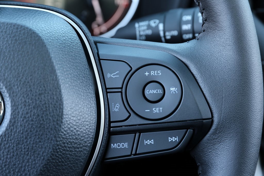 Certified 2025 Toyota RAV4 XLE image 22