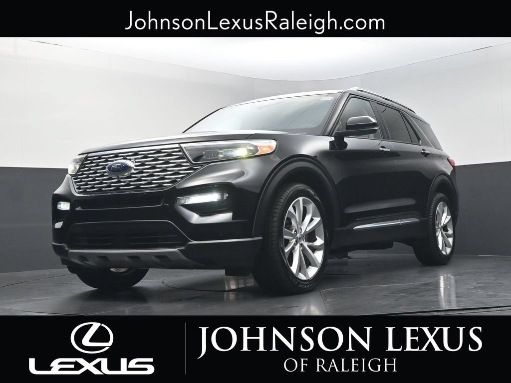 Used 2023 Ford Explorer Platinum w/ Technology Package AWD/4WD image 17