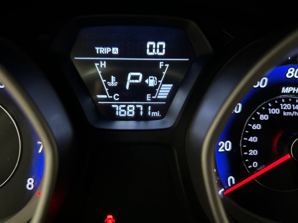 Used 2015 Hyundai Elantra Limited FWD image 6