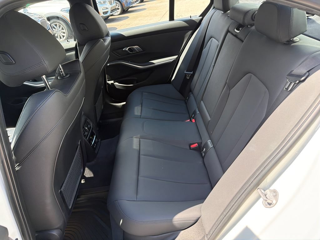 Used 2019 BMW 330i Sedan w/ Convenience Package RWD image 20