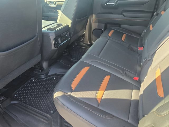 Used 2024 GMC Sierra 1500 AT4 w/ Technology Package AWD/4WD image 12