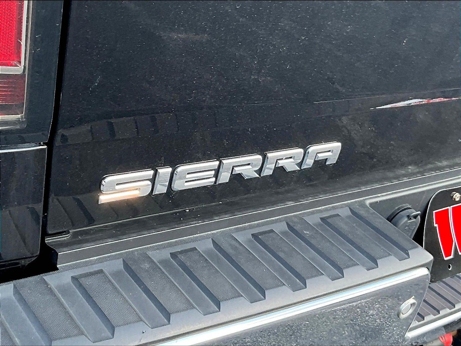 Used 2018 GMC Sierra 1500 SLT AWD/4WD image 23