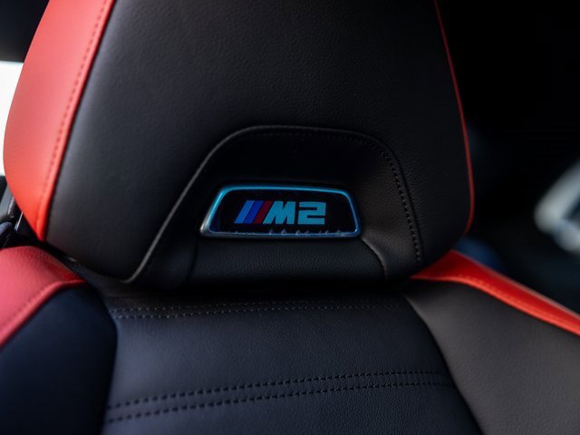 Used 2025 BMW M2 Base w/ Lighting Package image 32