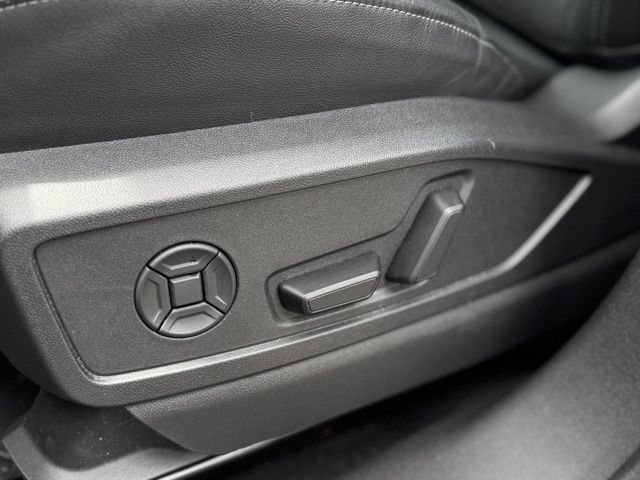 Certified 2025 Audi Q5 Premium w/ Premium Plus AWD/4WD image 16