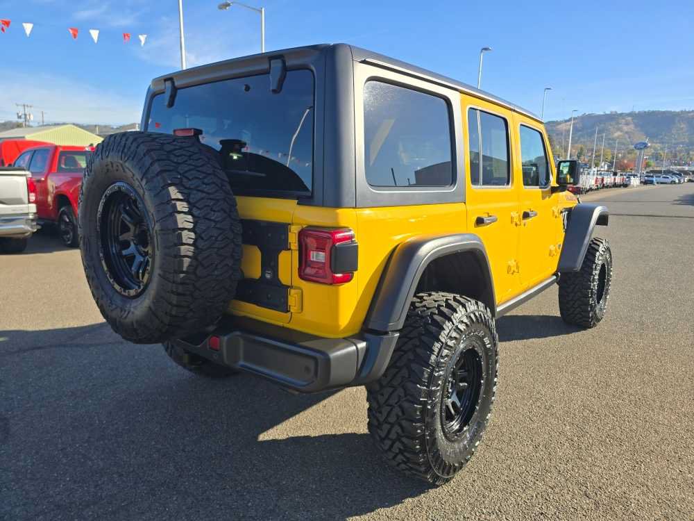 Used 2020 Jeep Wrangler Unlimited Rubicon w/ LED Lighting Group AWD/4WD image 5