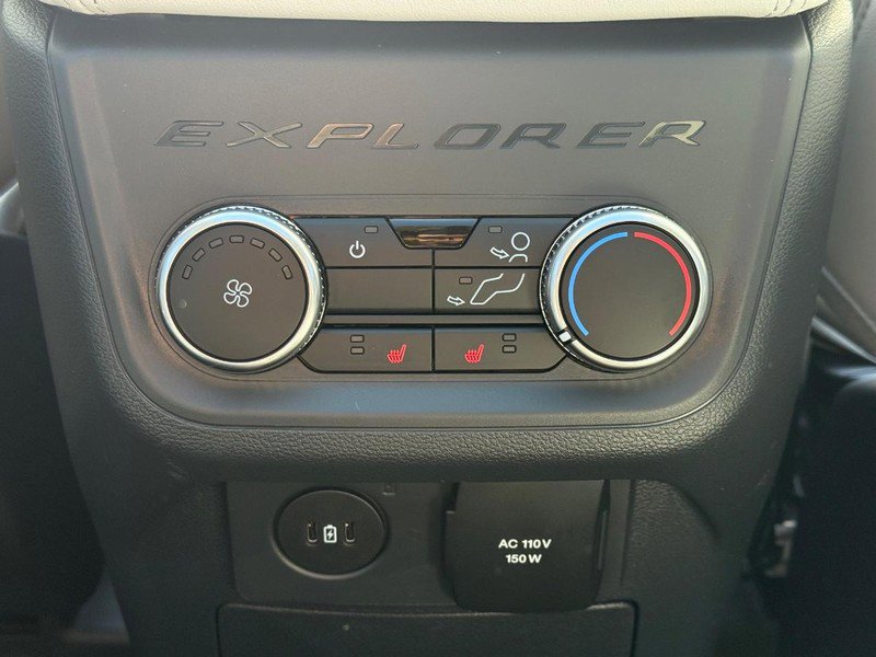New 2026 Ford Explorer Platinum image 16