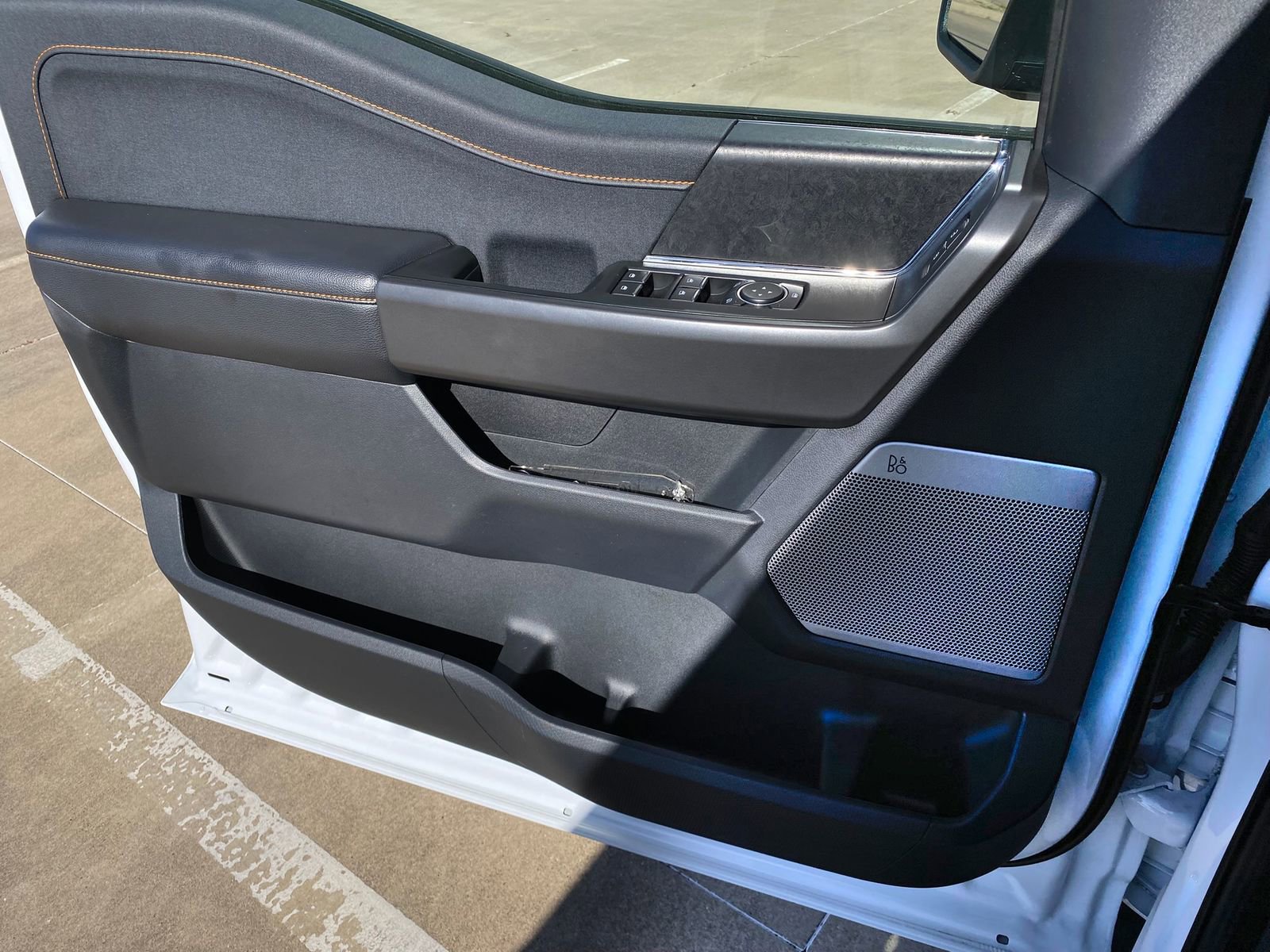 Used 2025 Ford F150 Tremor w/ Tow/Haul Package image 27