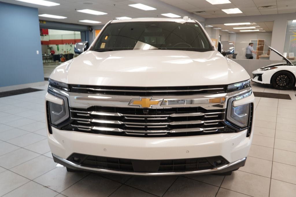 New 2025 Chevrolet Tahoe Premier w/ Sun And Tow Package AWD/4WD image 18