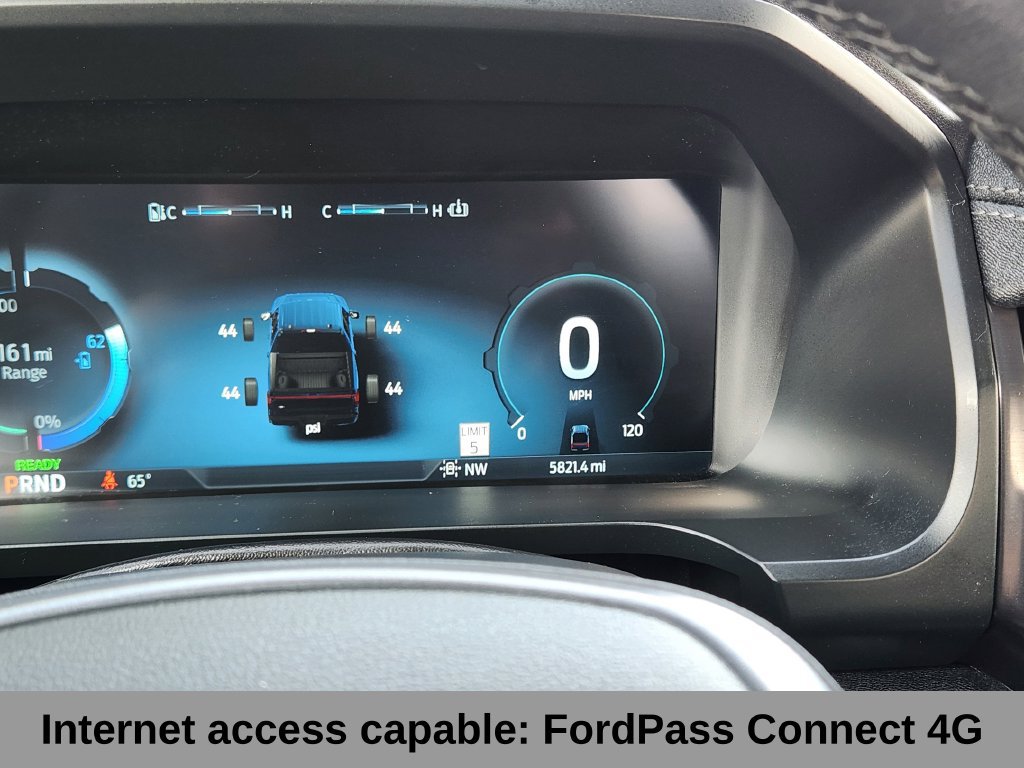 Used 2025 Ford F150 Lightning Flash AWD/4WD image 9