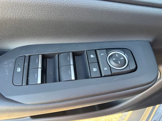 New 2027 Toyota Prius Plug-In Hybrid w/ Limited Premium Package FWD image 17