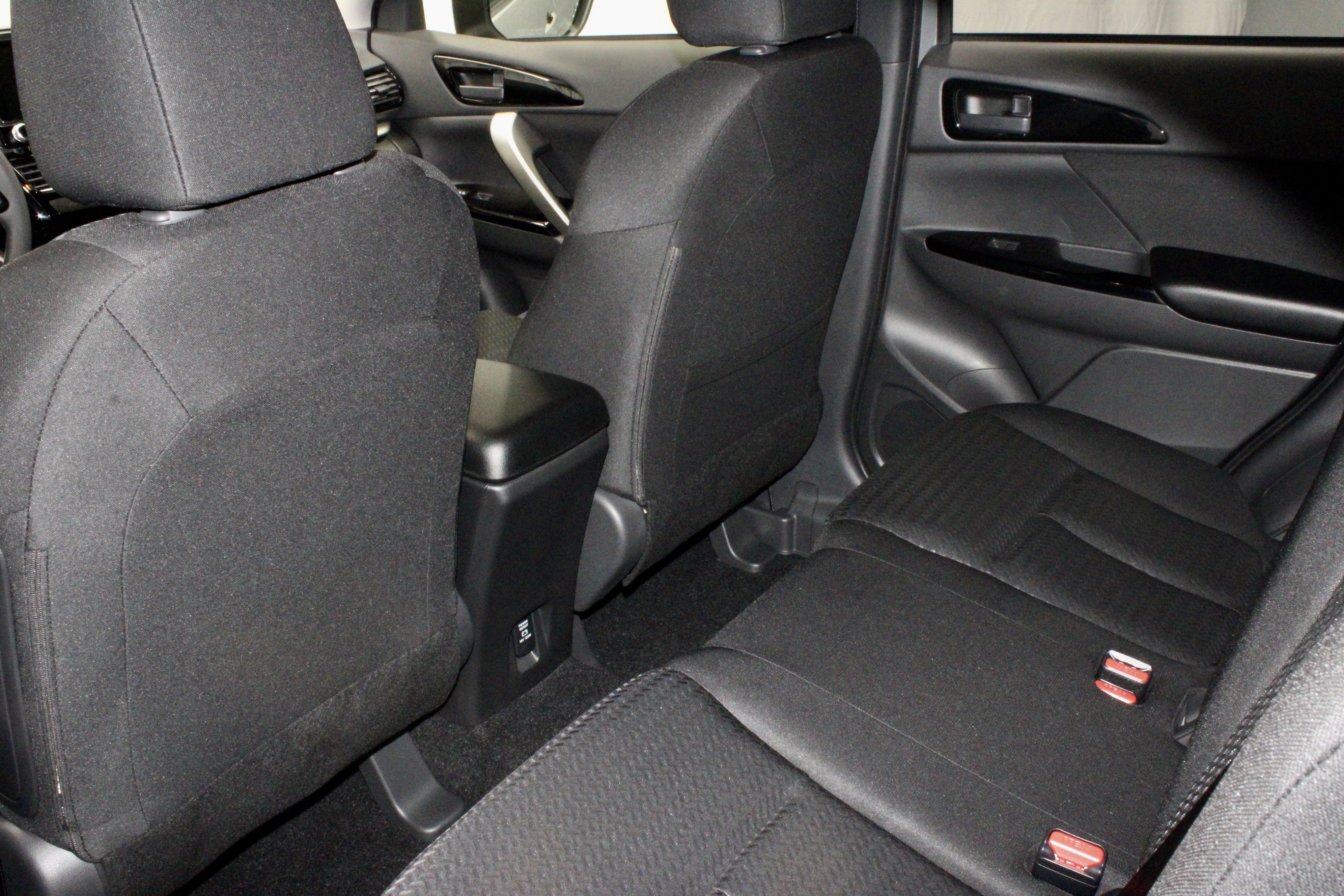 New 2025 Mitsubishi Eclipse Cross LE image 15