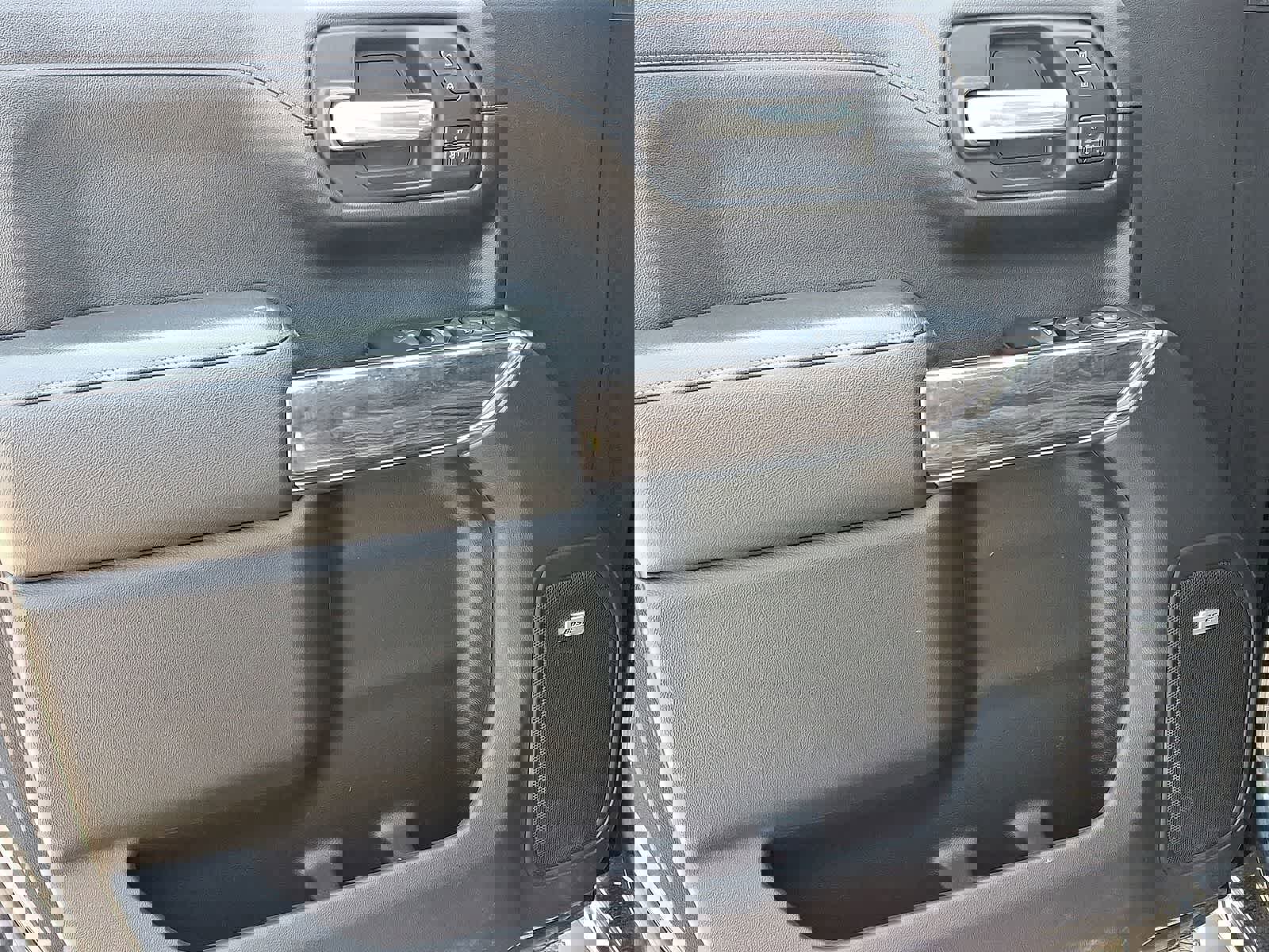 Used 2019 Chevrolet Silverado 1500 LTZ w/ LTZ Plus Package image 29