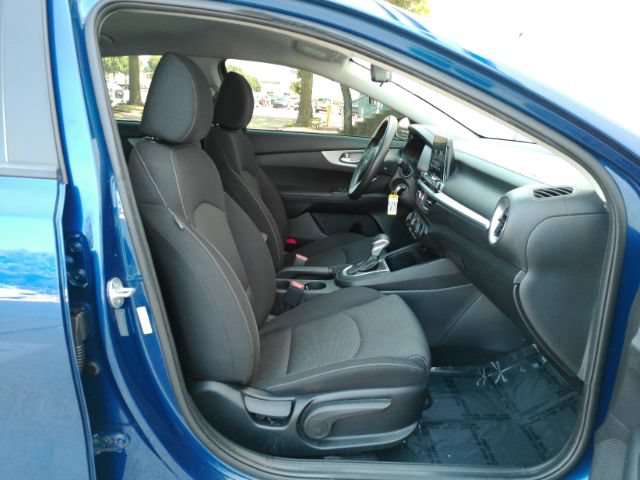 Used 2023 Kia Forte LXS FWD image 19