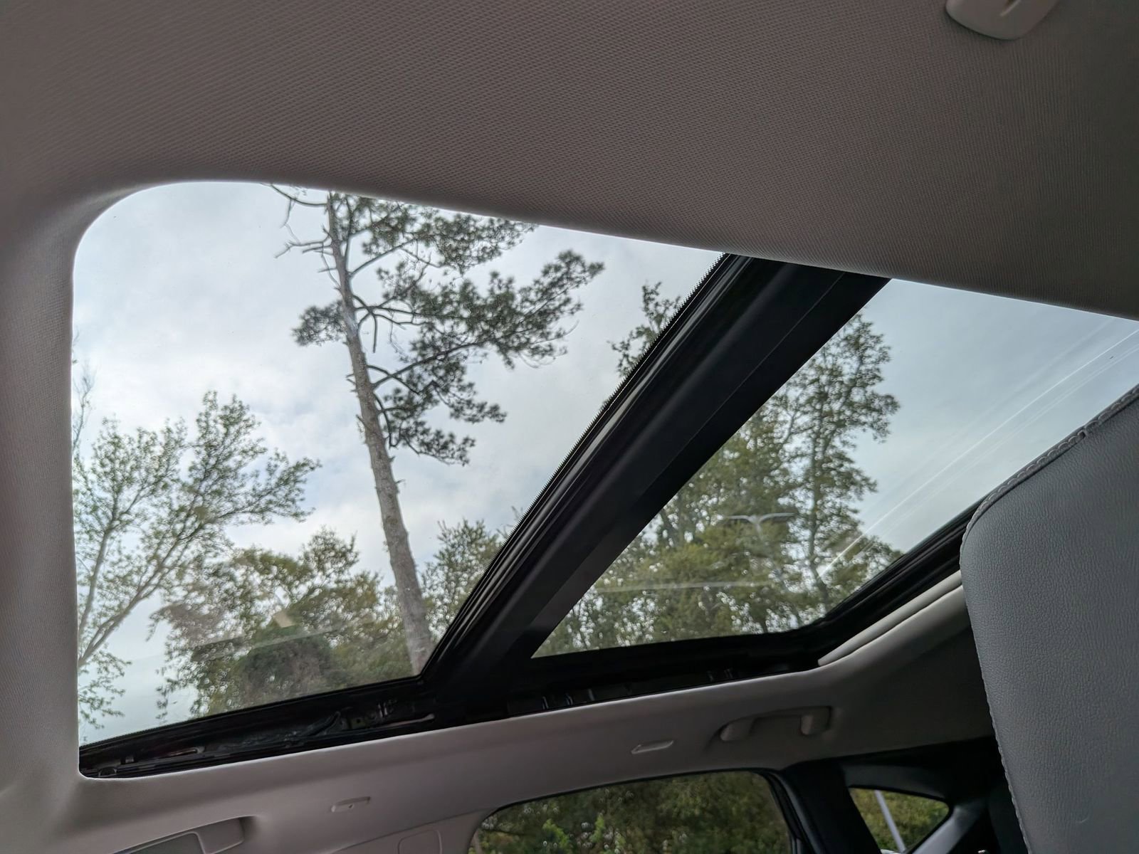 Used 2025 Nissan Murano SL image 27