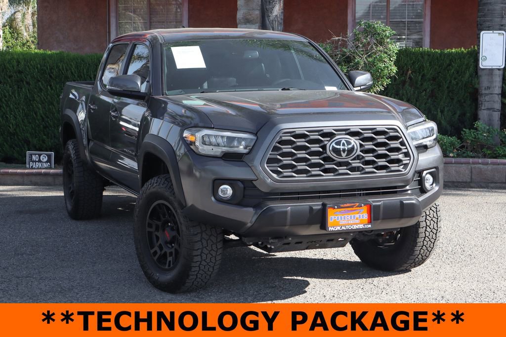 Used 2023 Toyota Tacoma TRD Off-Road w/ TRD Premium Off Road Package AWD/4WD image 2