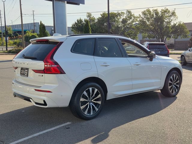 Certified 2024 Volvo XC60 B5 Plus w/ Protection Package Premier AWD/4WD image 4