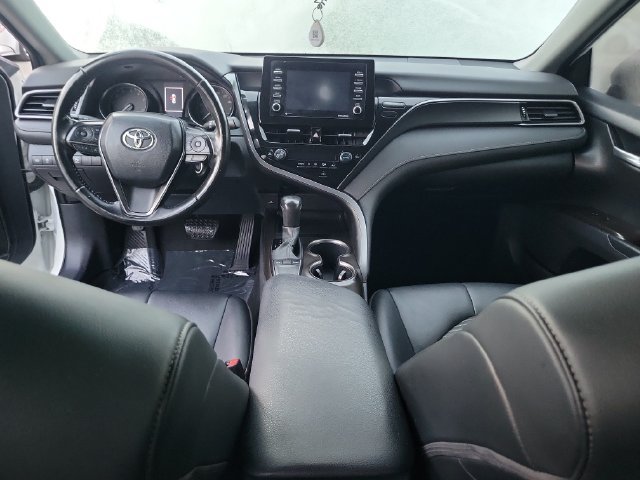 Used 2023 Toyota Camry SE FWD image 9