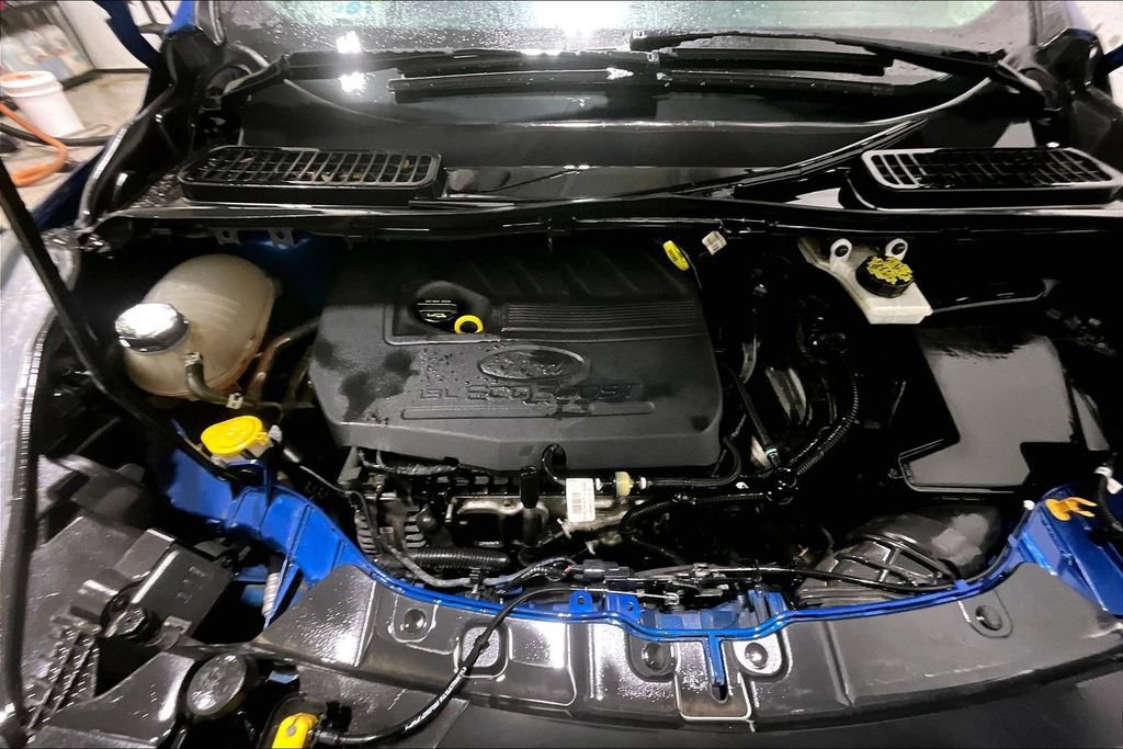 Used 2017 Ford Escape SE w/ Equipment Group 201A image 30