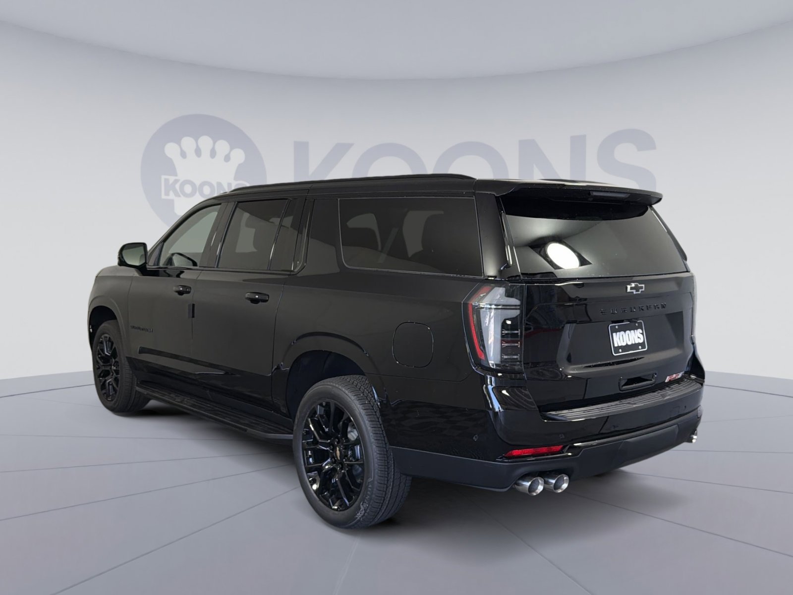 New 2026 Chevrolet Suburban RST w/ Comfort Package AWD/4WD image 4
