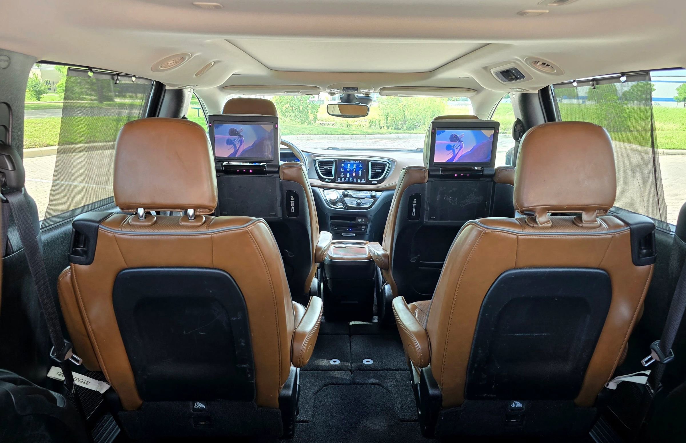 Used 2017 Chrysler Pacifica Limited FWD image 61