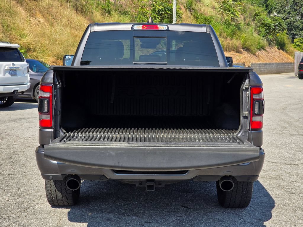 Used 2024 RAM 1500 Laramie AWD/4WD image 12