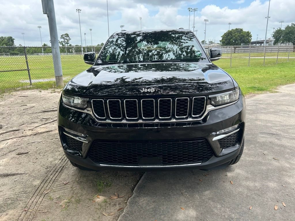 Used 2025 Jeep Grand Cherokee Limited RWD image 5