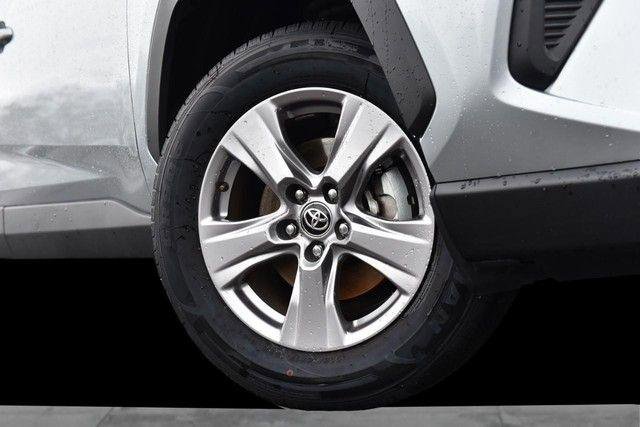 Used 2025 Toyota RAV4 XLE image 3