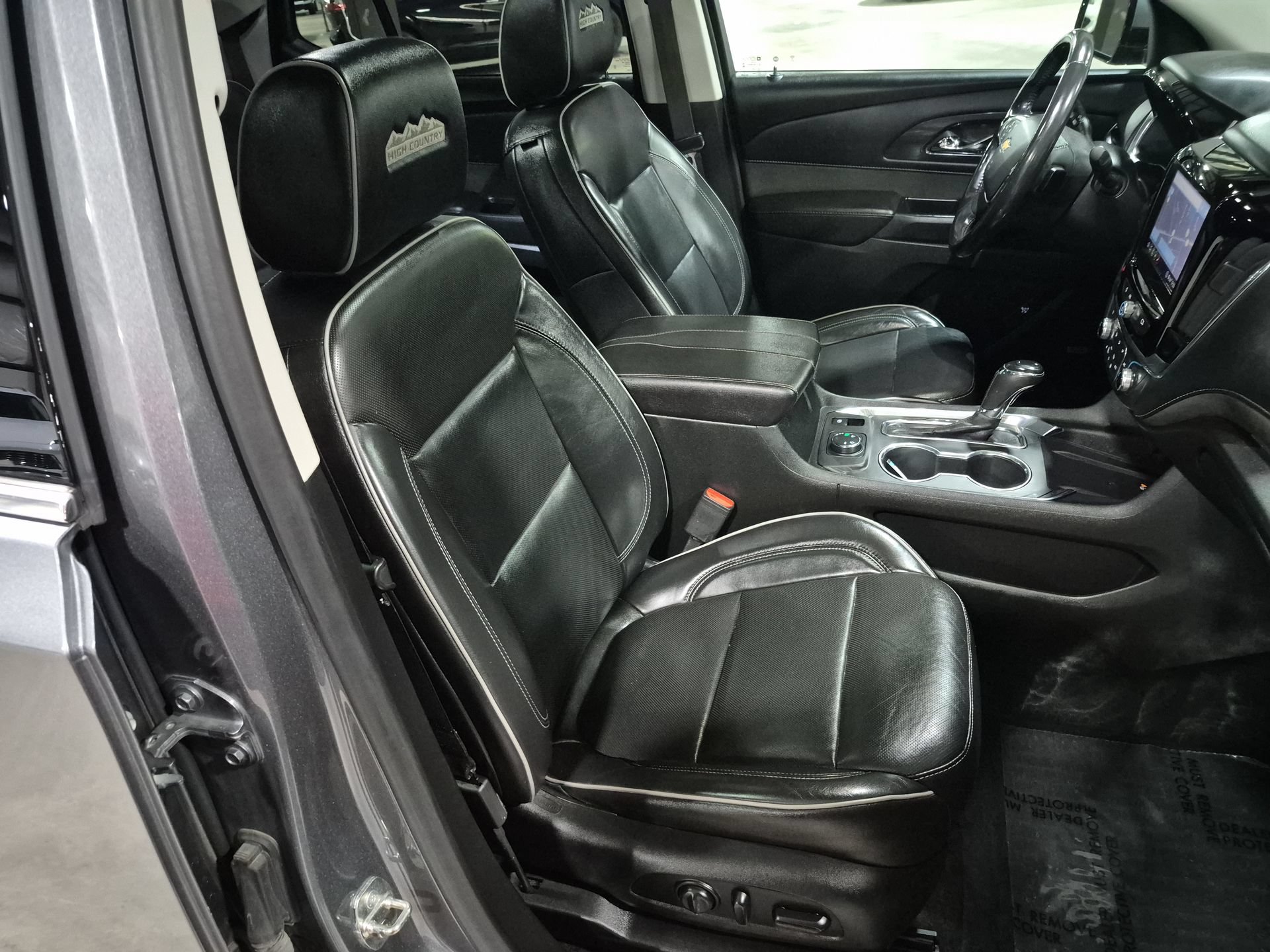 Used 2020 Chevrolet Traverse High Country AWD/4WD image 30