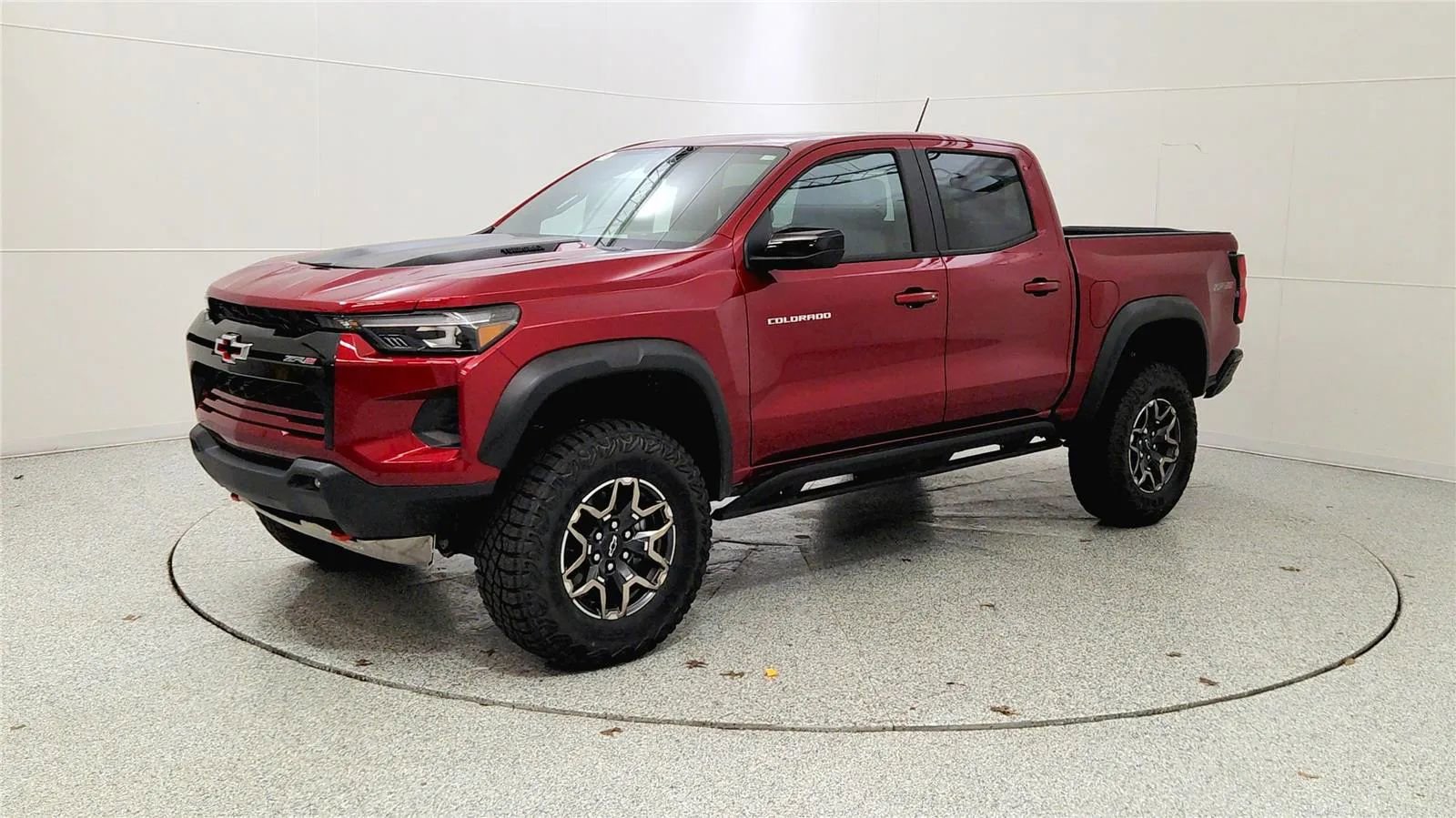 New 2026 Chevrolet Colorado ZR2 AWD/4WD image 3