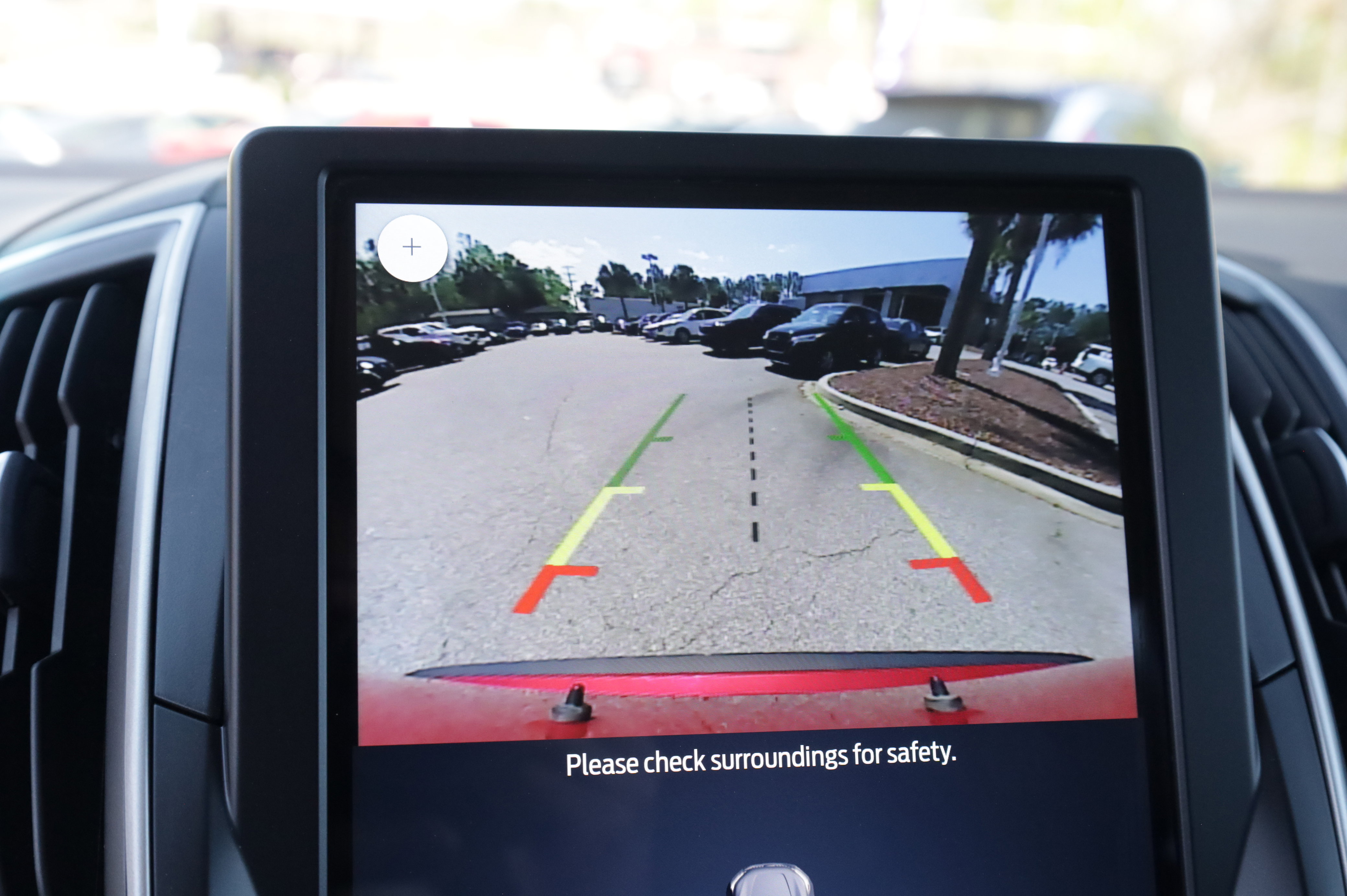 Used 2024 Ford Edge SEL image 28