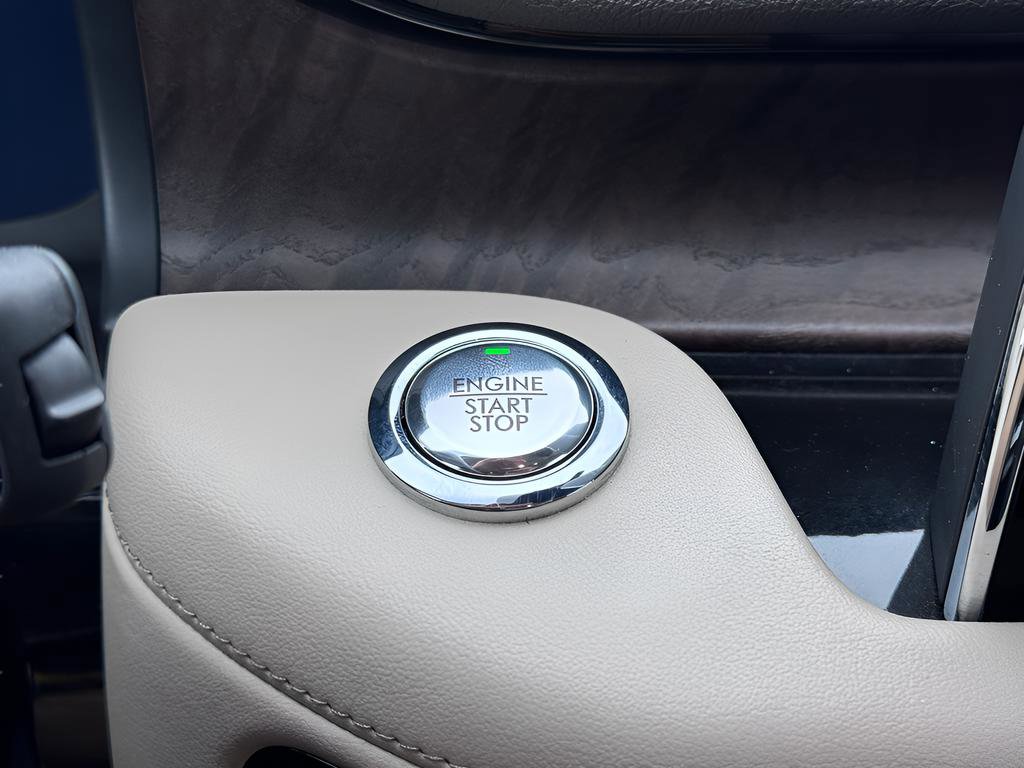 Used 2021 Lincoln Aviator Reserve w/ Equipment Group 201A image 18