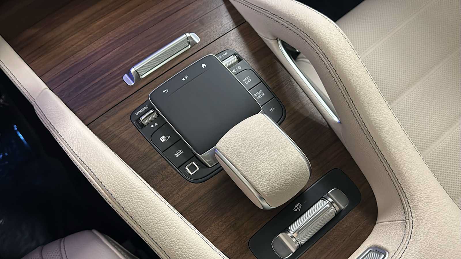 New 2026 Mercedes-Benz GLE 450 4MATIC image 24
