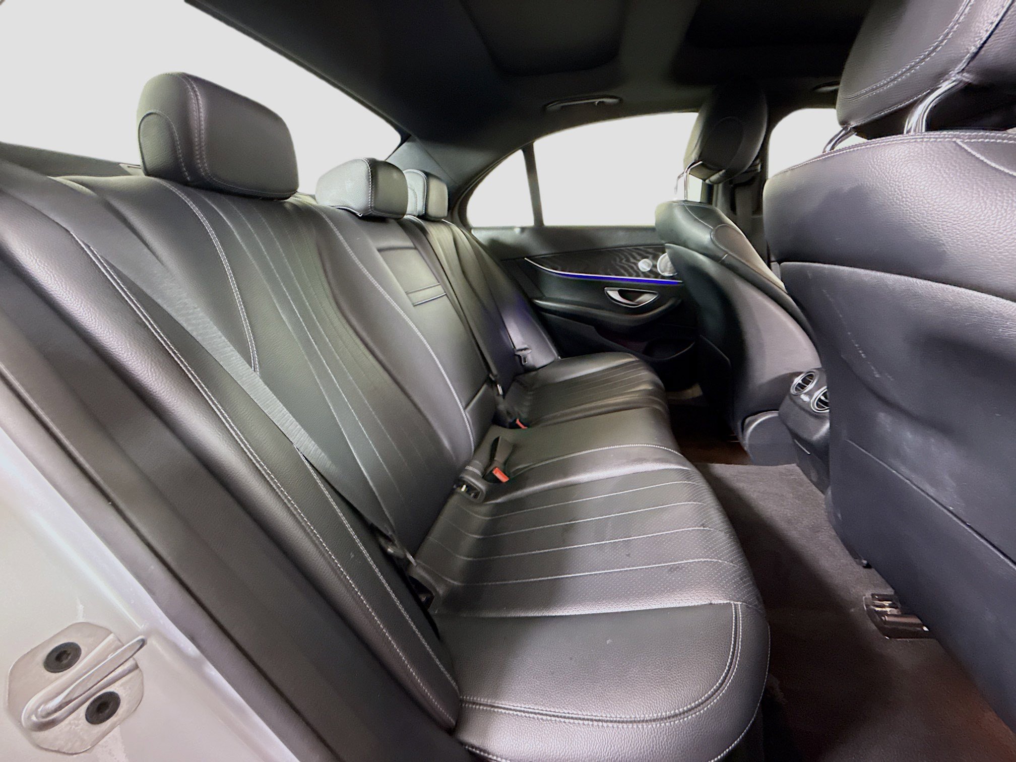 Used 2020 Mercedes-Benz E 350 Sedan w/ Parking Assistance Package image 27