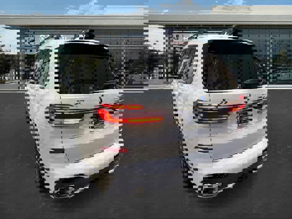 New 2026 BMW X7 xDrive40i w/ M Sport Package image 4