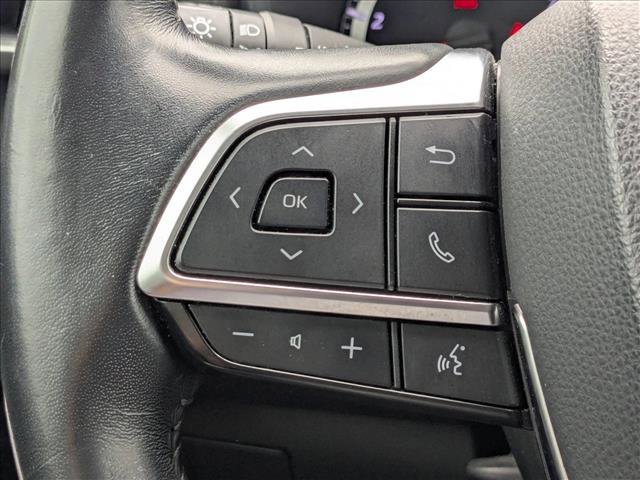 Used 2020 Toyota Highlander LE image 12