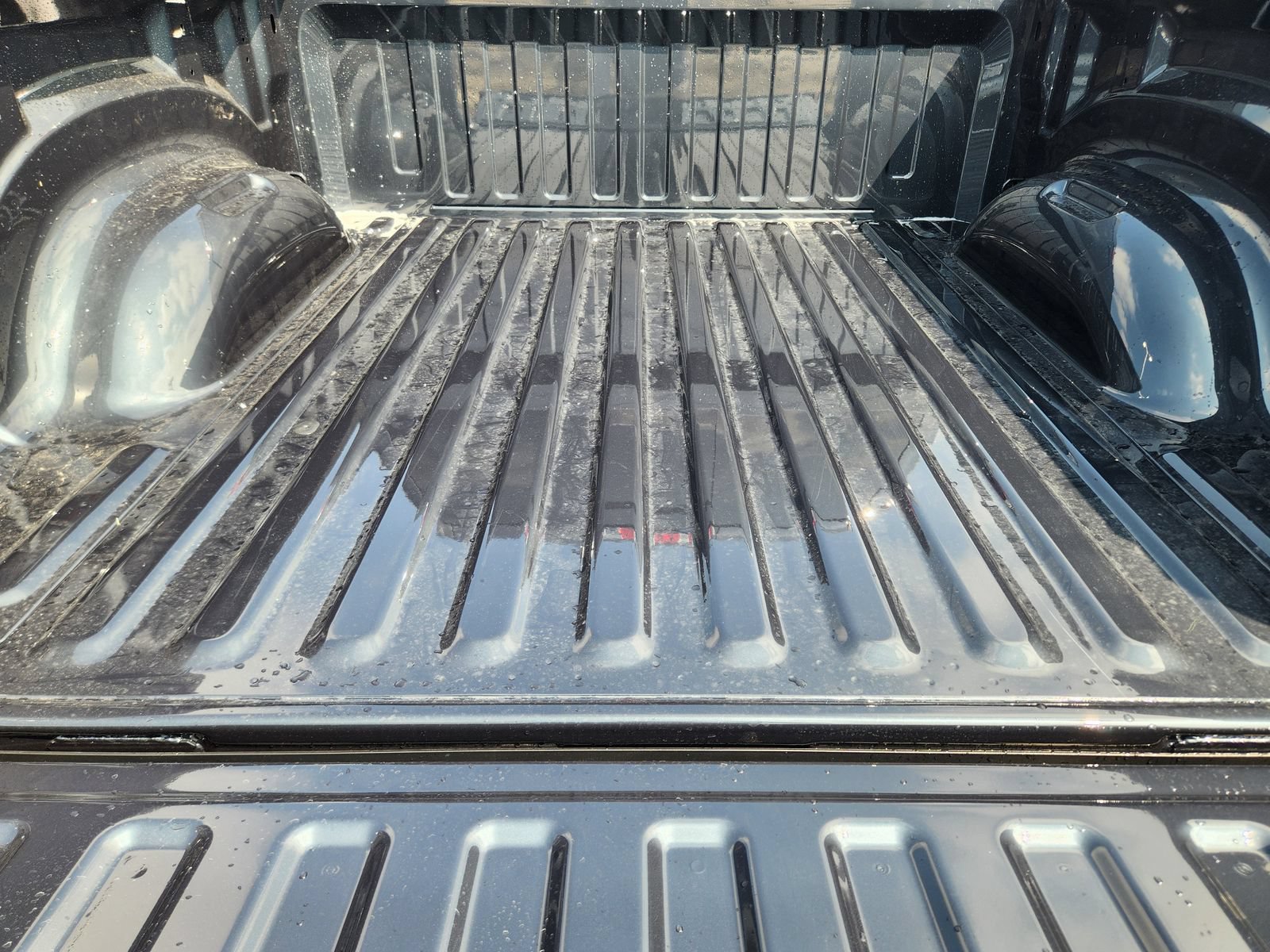New 2026 RAM 1500 Laramie w/ Laramie Southwest Edition AWD/4WD image 27