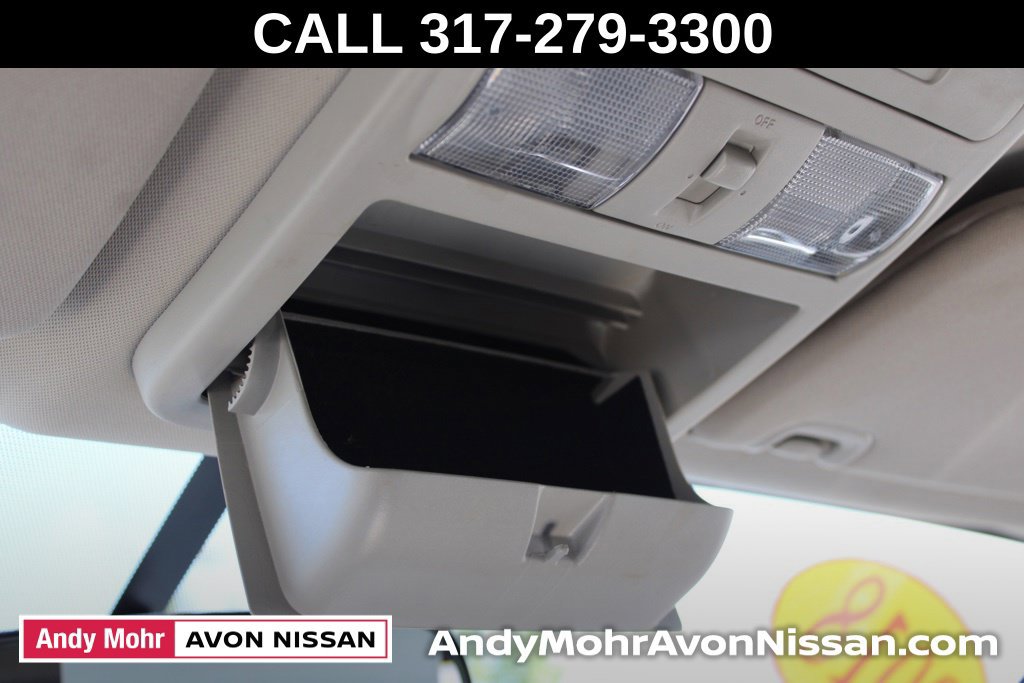 Used 2018 Nissan Titan SV AWD/4WD image 40