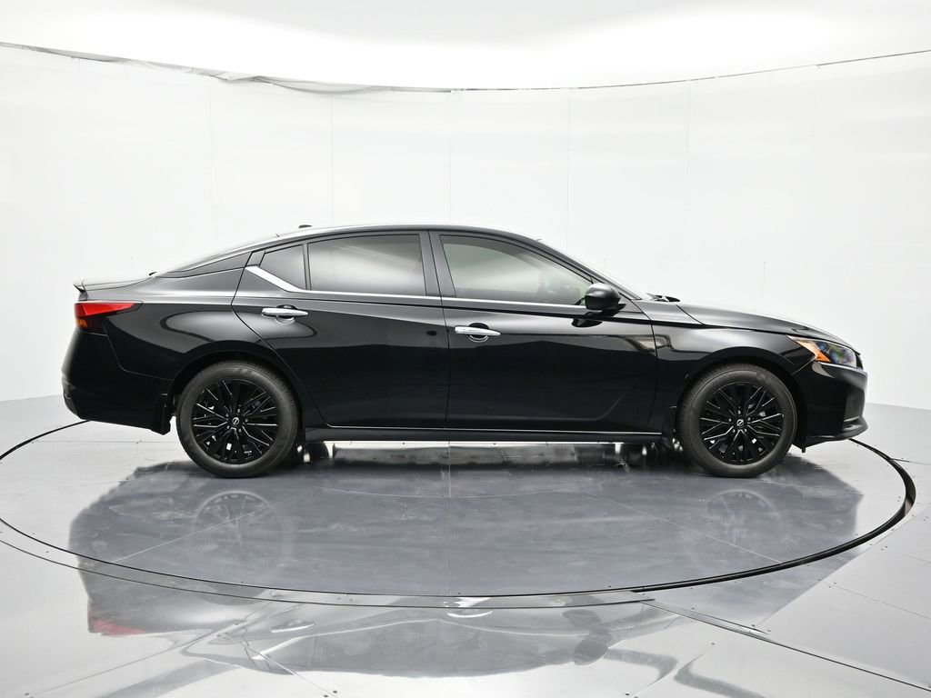 New 2025 Nissan Altima 2.5 SV w/ SV Special Edition Package image 5