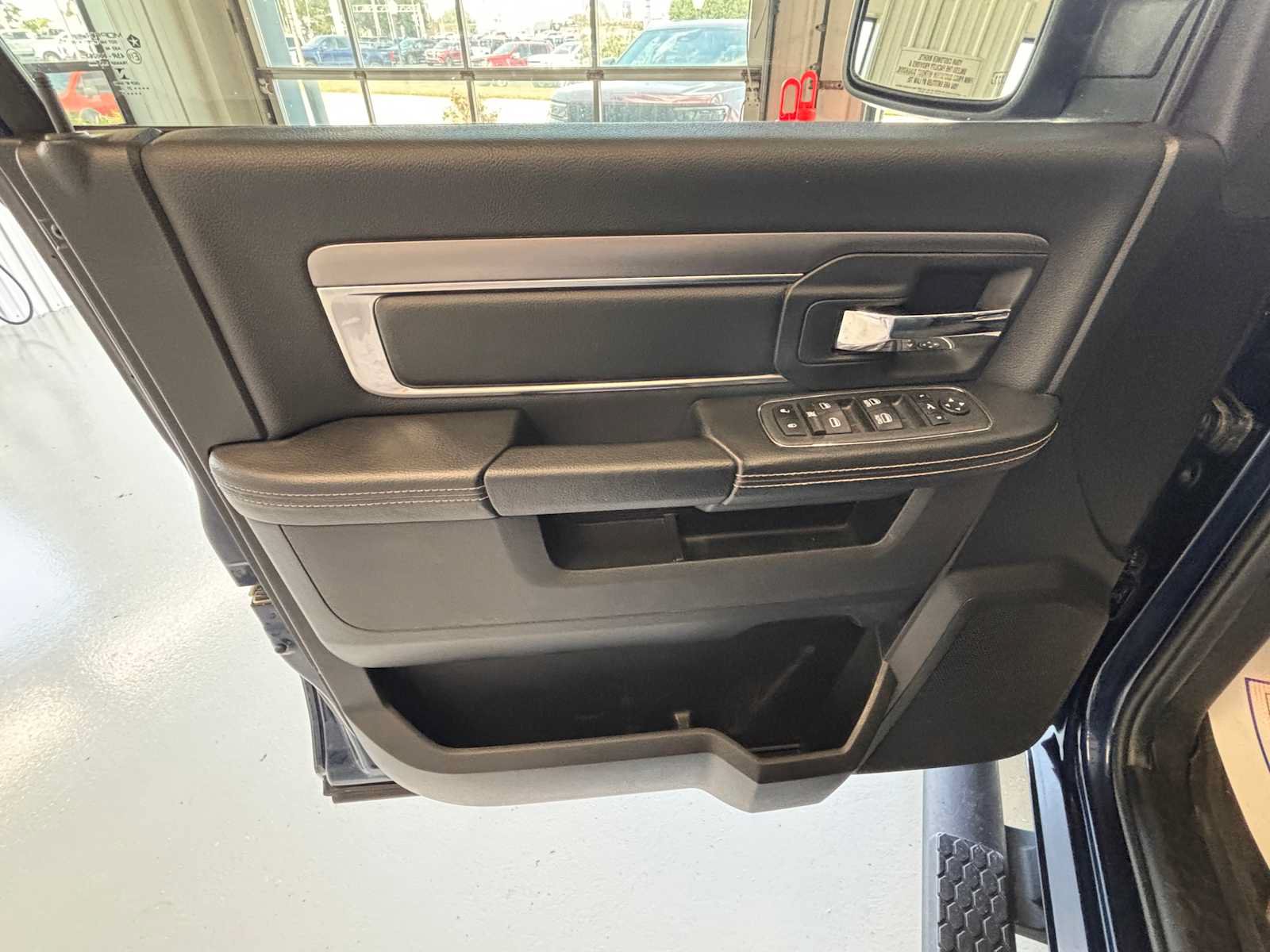 Used 2021 RAM 1500 Warlock AWD/4WD image 18