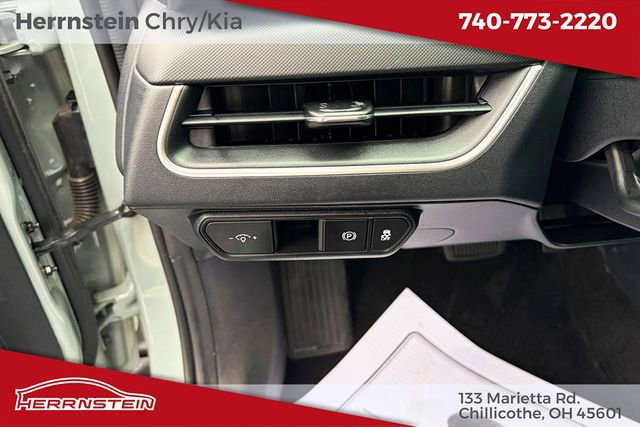 Used 2025 Kia K4 FWD image 14