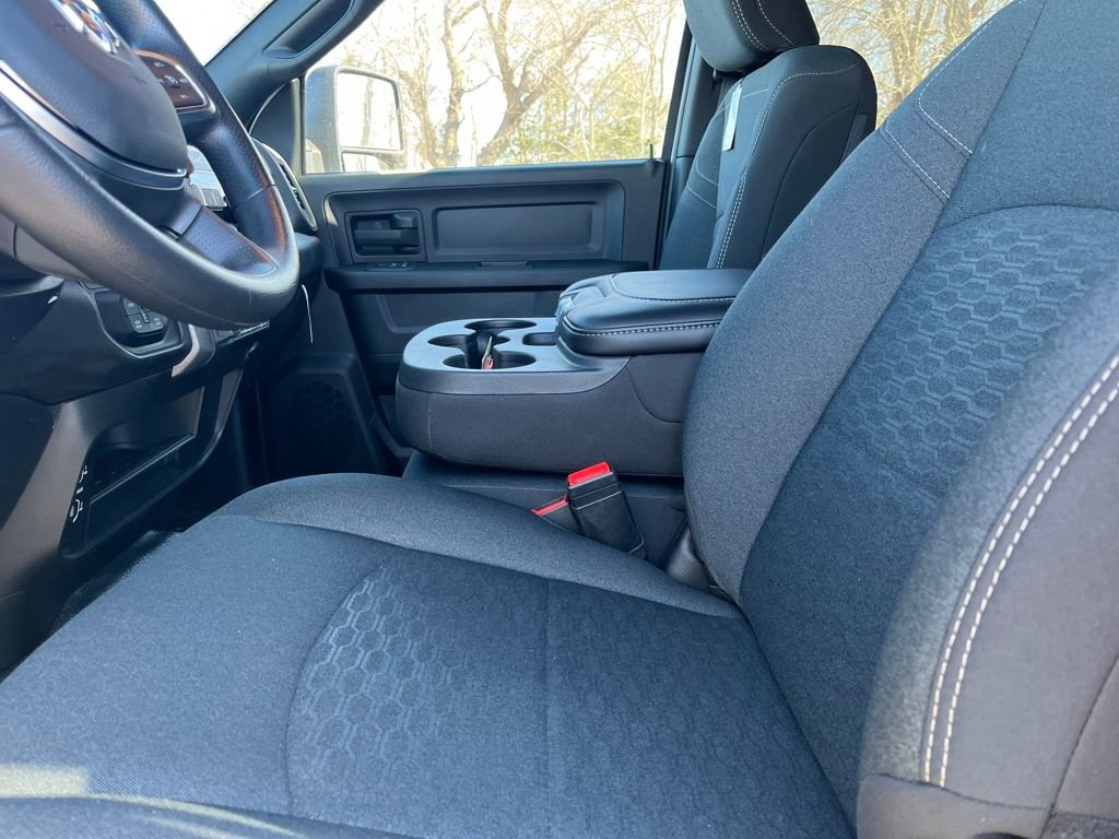 New 2026 RAM 5500 Tradesman AWD/4WD image 18