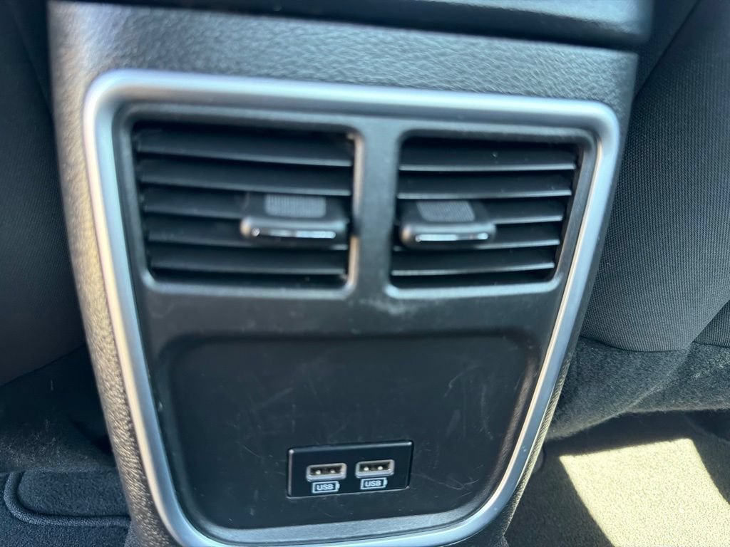 Used 2022 Dodge Charger SXT RWD image 23