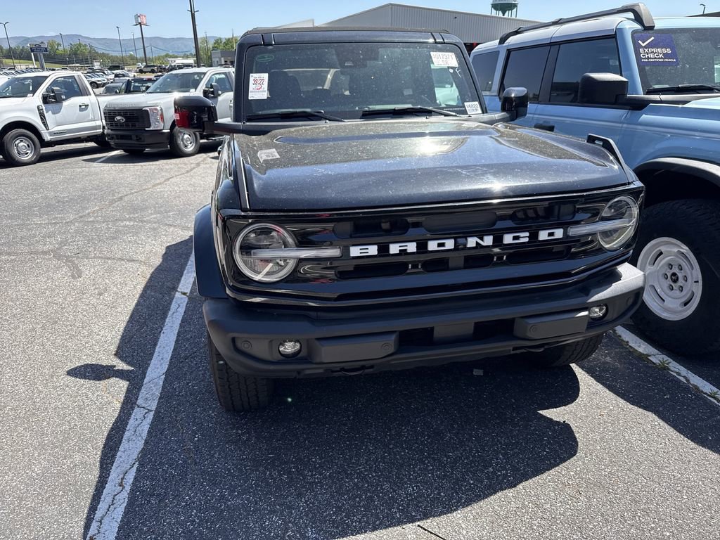 Used 2023 Ford Bronco Outer Banks AWD/4WD image 4